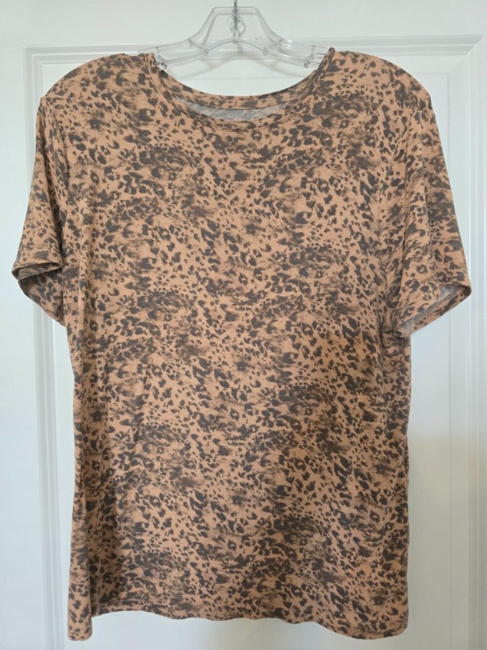 Nine West lady's casual short sleeved top